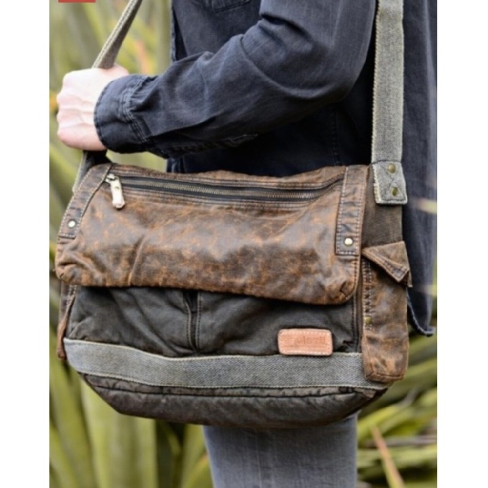 BED STU Hawkeye Waxed Canvas Leather Messenger Bag Crossbody Laptop Satchel